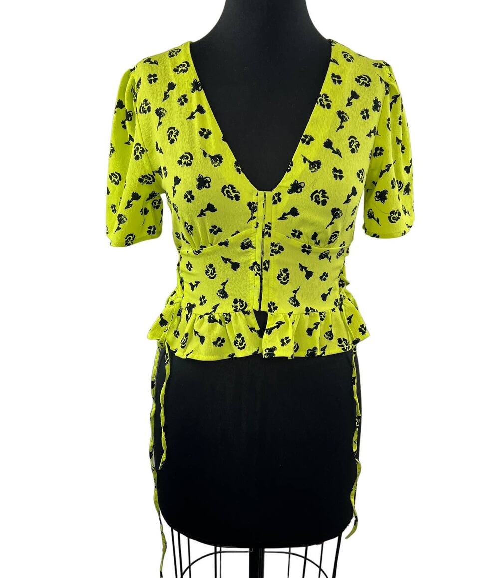 Collusion Yellow Black 6 Lace Up Side Top Ditsy Print Ribbed V-Neck Short Sleeve